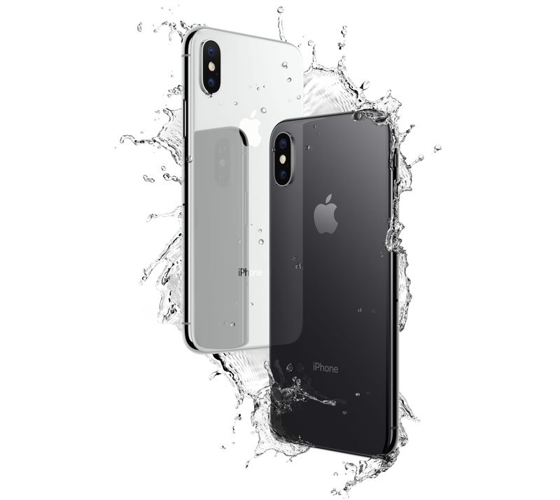 Apple iPhone X in water