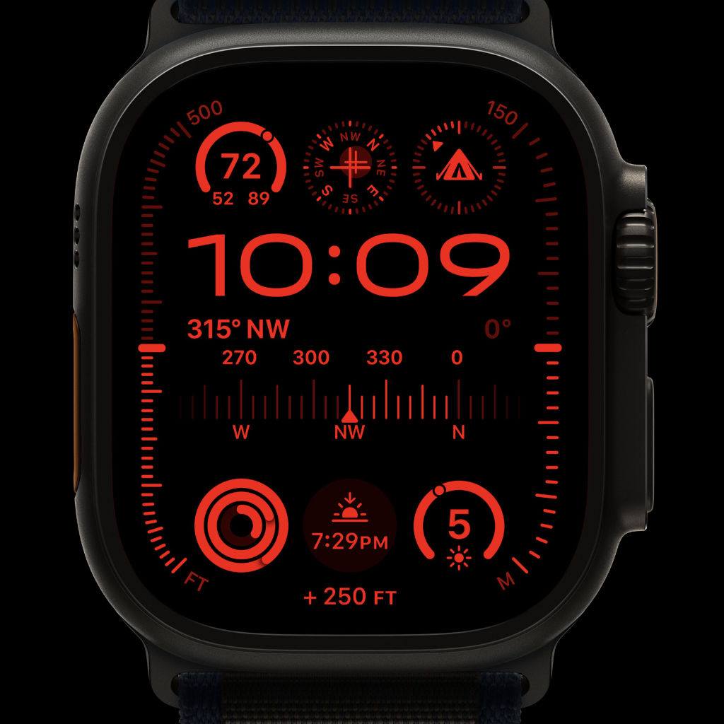 Apple Watch Ultra 2 Auto Night Mode