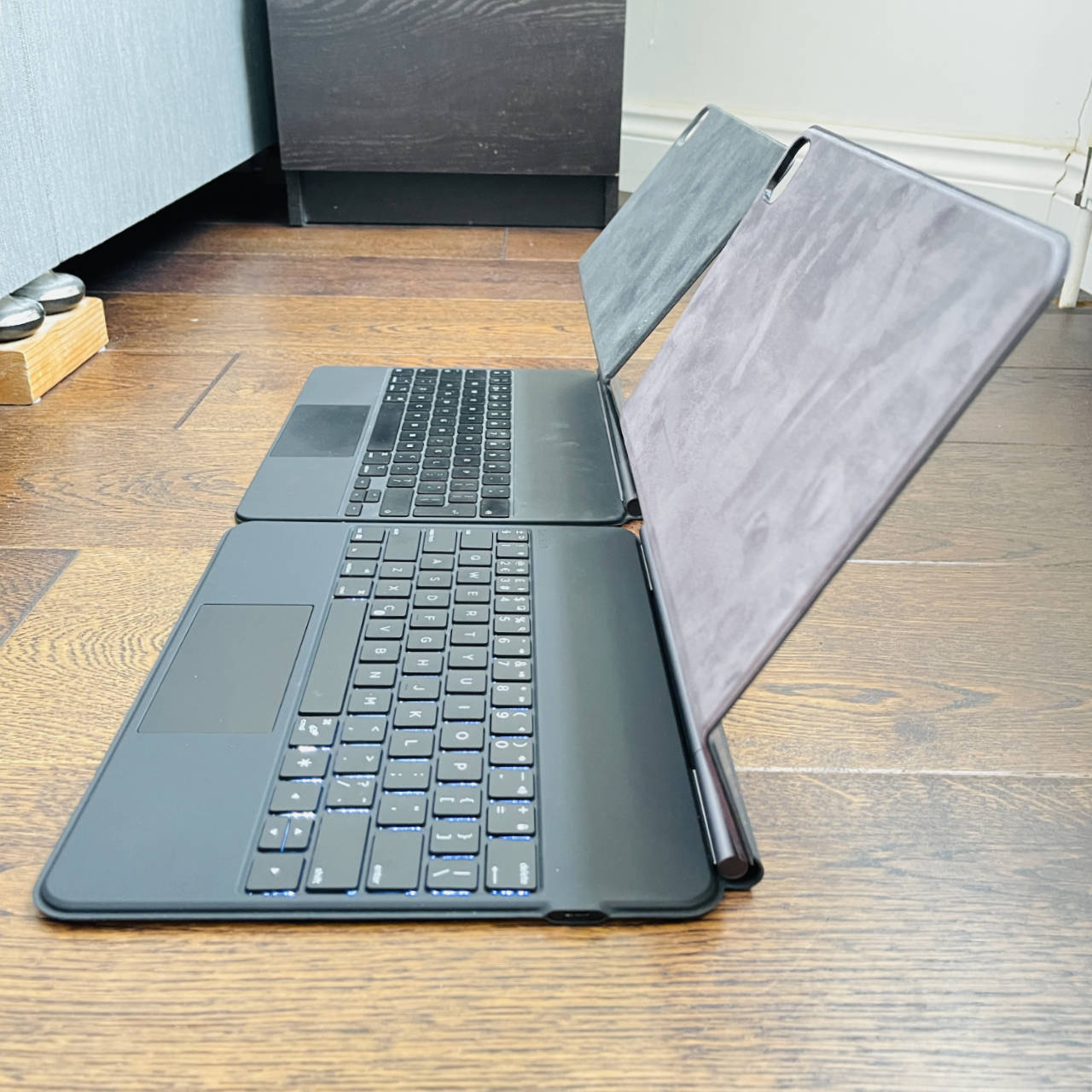 Belkin Pro Keyboard Case cantilever Angles